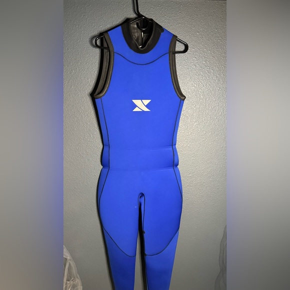 sleeveless wet suit - Picture 5 of 5